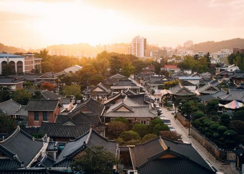 Крупнейшие города мира по площади. Самые большие города по населению