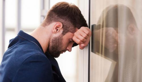 Депрессия после алкоголя, что делать. Что такое алкогольная депрессия