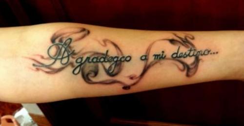 Тату со смыслом надписи мужские. Татуировка с надписью на руке для мужчины