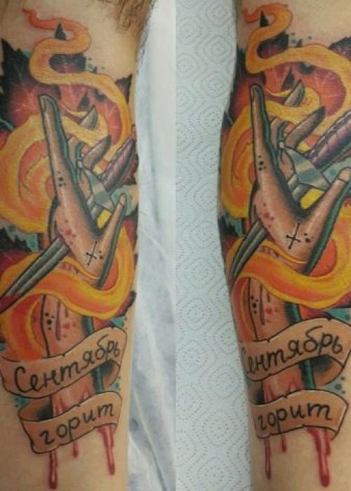 Фразы и надписи в тюремной татуировке. Татуировки блатных и их значение. Фразы и надписи в тюремной татуировке 07 Фразы и надписи в тюремной татуировке. Татуировки блатных и их значение. Фразы и надписи в тюремной татуировке 07