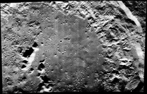 Как выглядит самый большой кратер на Луне. Крупнейшие кратеры Луны