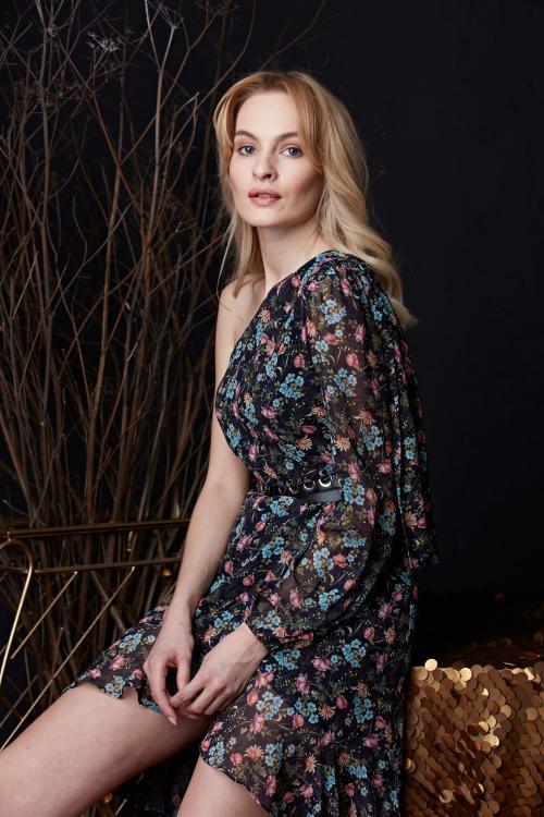 Съемка с софтбоксом на улице. Портретная съемка с большим софтбоксом 4х6’ и сотами