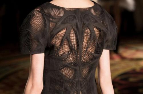 Какие технологии используются для достижения максимальных скоростей интернета в 2025 году. Как сверхскоростной интернет изменит мир в 2025 году