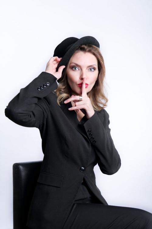 Ставим свет в студии. 9 схем света для студийной съемки 04 Ставим свет в студии. 9 схем света для студийной съемки 04