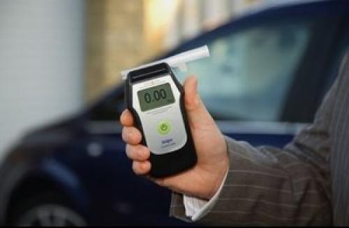 Сколько промилле в бутылке безалкогольного пива. Что покажут алкотестеры?