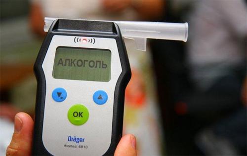 Сколько выветривается 1 литр пива. Таблицы со временем выведения этилового спирта