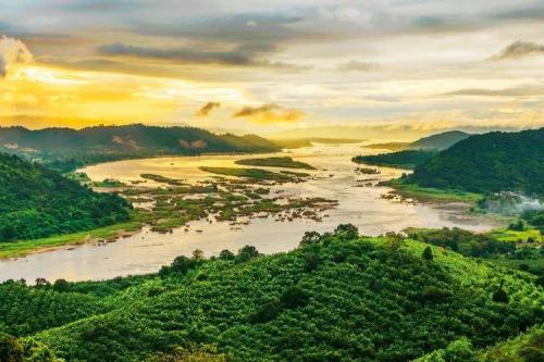 Как выглядит самая большая река в мире. Самые длинные реки в мире: ТОП-10