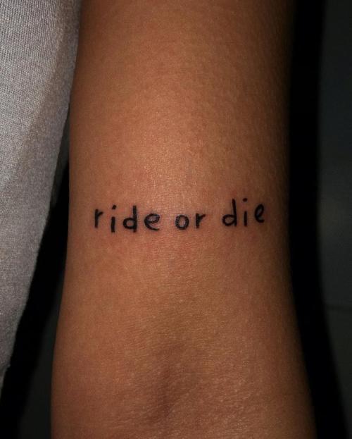 Фразы для тату со смыслом на русском. Красивые фразы тату со смыслом