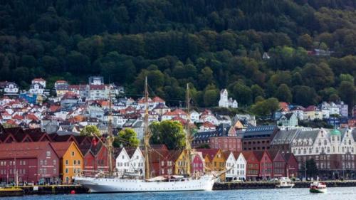 Самая безопасная страна для женщин. National Geographic назвал самые безопасные для женщин страны: на первом месте — Норвегия, Россия — на 51-м