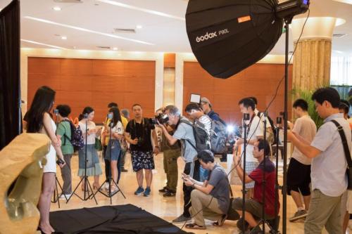 Godox A1. Full specifications released for Godox A1 phone flash system