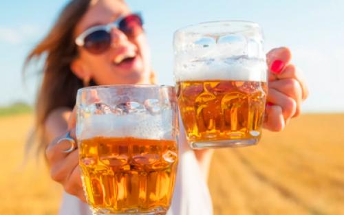 Пивной алкоголизм у женщин: симптомы
