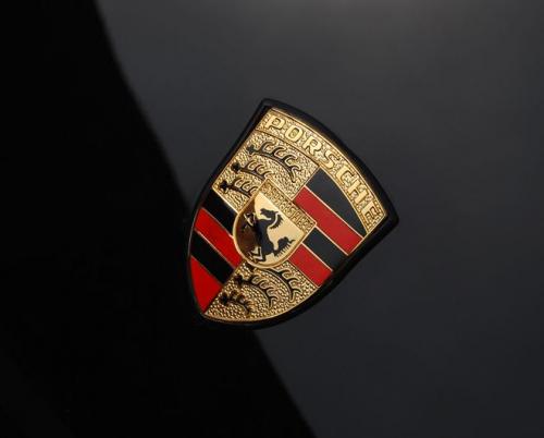 Как правильно произносить бренды одежды. Правильное произношение названий популярных брендов