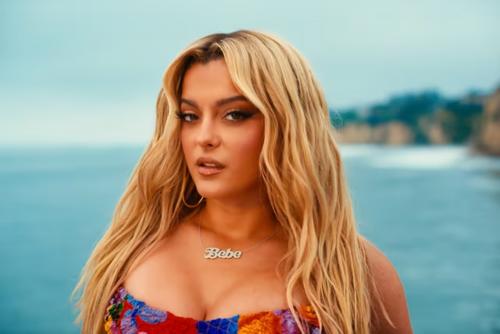 Какие видеоклипы с участием моделей стали самыми сексуальными. Самые соблазнительные образы звёзд в клипаx