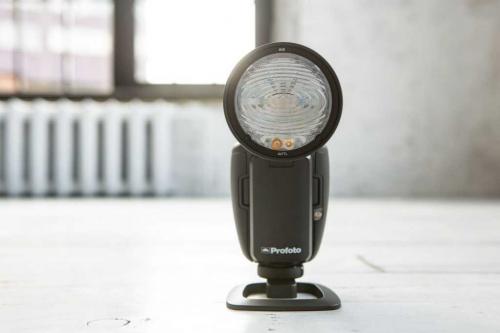 Какие недостатки могут быть у приборов постоянного освещения Profoto. Основной функционал – знакомимся со вспышкой