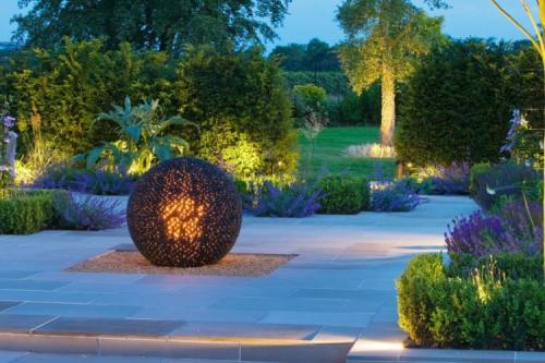 Украшения для улицы своими руками. 90 идей украшений для сада своими руками (фото)