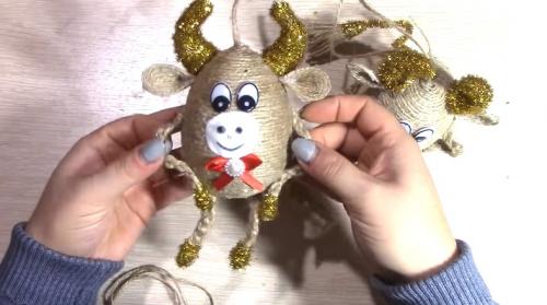 Бык своими руками на Новый год. Поделка бык на Новый год своими руками — идеи игрушек из подручных материалов
