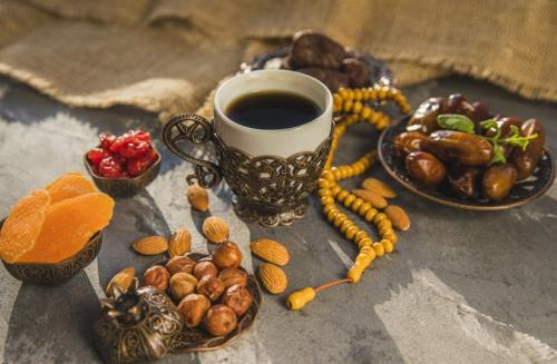 Как эти рецепты отличаются от традиционных способов приготовления кофе. Три версии кофе по-восточному: эксперт рассказал, чем отличаются турецкий, арабский и бедуинский рецепты напитка