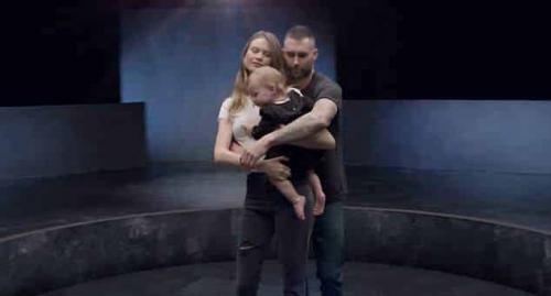 Кто снимался в клипе Girls Like You — Maroon 5