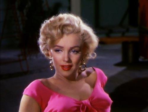 Семь необычных рецептов кофе от звёзд: попробуй как пьют знаменитости 04