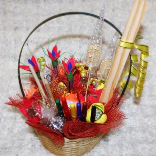 Подарок коллеге на 8 марта недорого. Идеи недорогих корпоративных подарков для коллег по работе