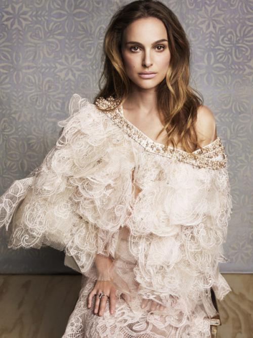 Модели без талии. 16 звезд, у которых нет талии